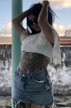 Déborah - Acompanhante Tops de Maceió Déborah - Acompanhante Maceió